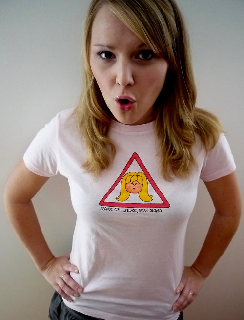 Blonde girl...Please, speak slowly:) — foto 1