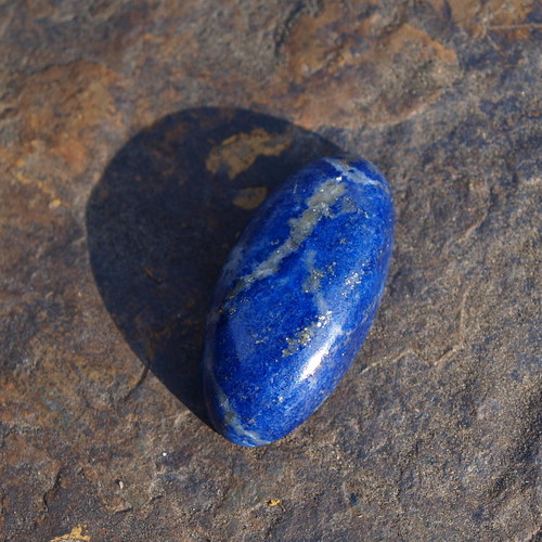 Lapis lazuli kabošon č.1748 — foto 1