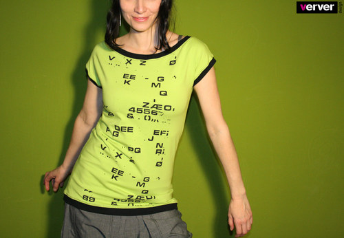 Triko limetkové - "písmo" (S-M) — foto 1