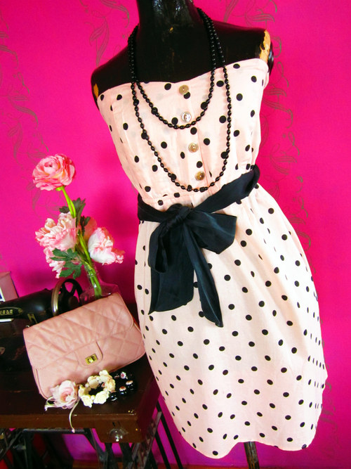 Šatečky dots, větší — foto 1
