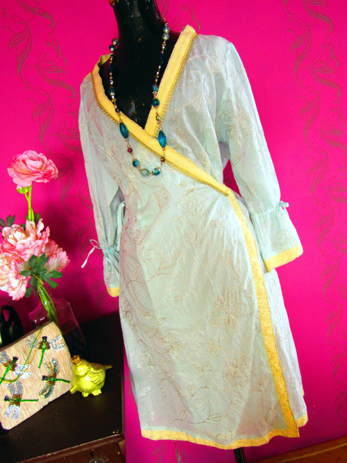 Tunika-kaftan v blankytu — foto 1