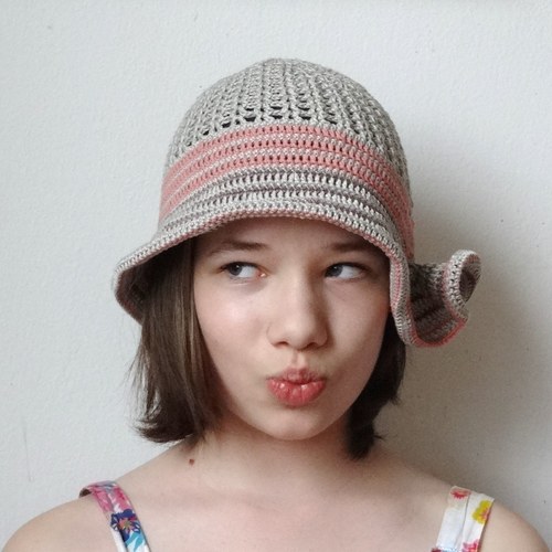Miss něžného léta - variabilní klobouk — foto 1