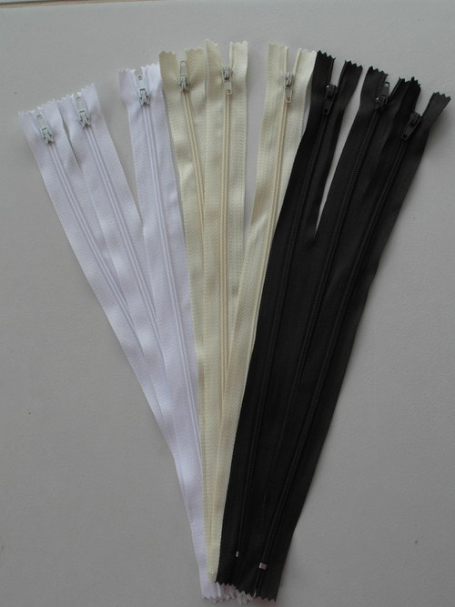 Zip nedělitelný 30cm — foto 1