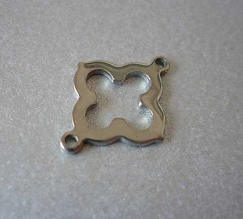 Ch111/mezidíl ornament CHIR.OCEL/19x15mm
