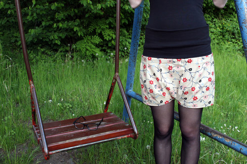 Kraťasosukně Püster FRÜHLING — foto 1