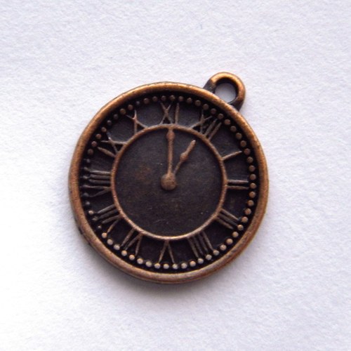 Kovový přívěsek - hodiny 20x17 mm - 2 ks