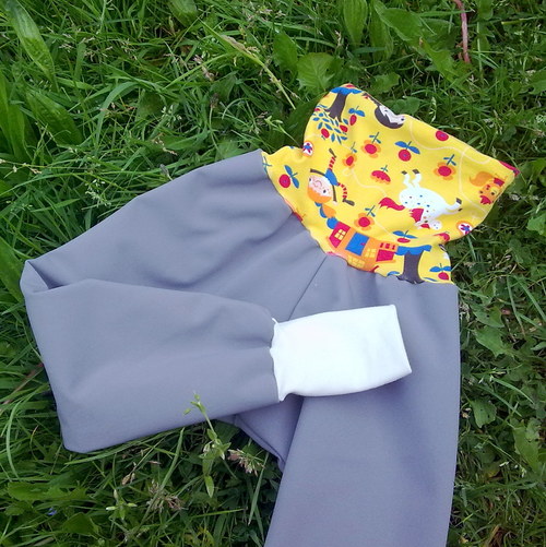 Rostoucí sofshellky - růžový náplet k bundě — foto 1