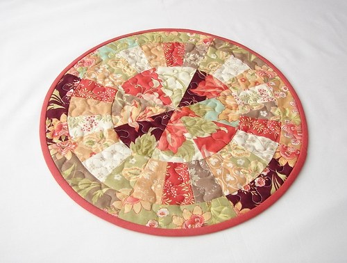 Koláč barevný - prostírka - Ø 34 cm — foto 1