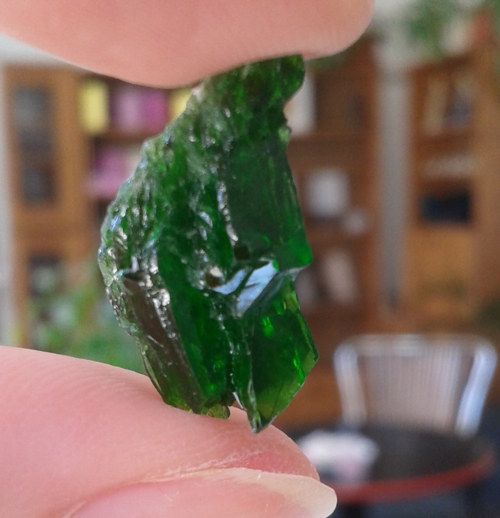 Chromdiopsid surový - L-140 — foto 1