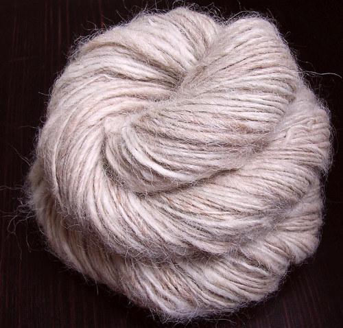 LAMA-100% ručně předená 108g, 198m — foto 1