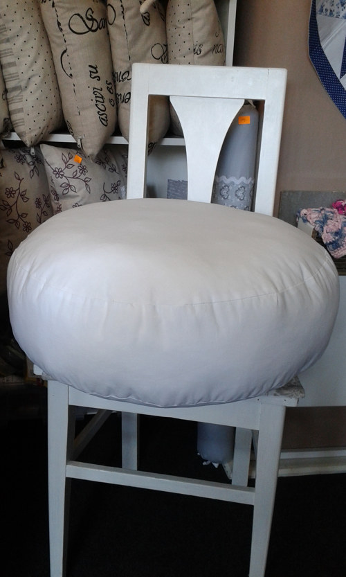 REZERVACE..výplň do sedáčku.. 50cm*15cm — foto 1