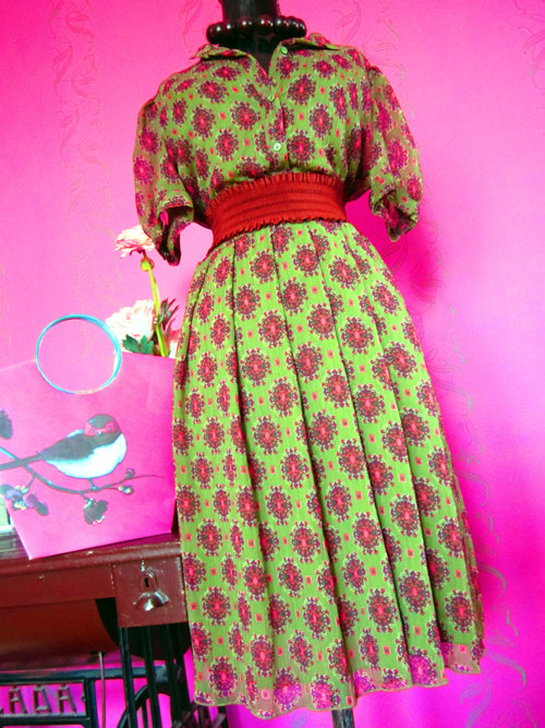 SLEVA! Šaty košilové retro look — foto 1