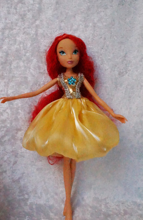 Šaty pro vílu Winx — foto 1