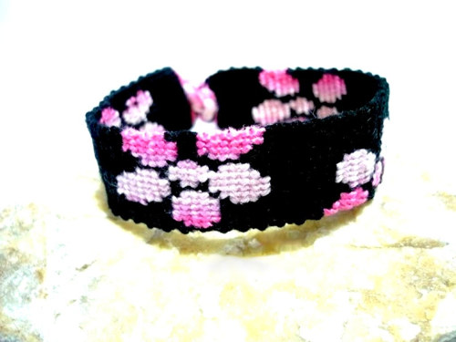 Pink náramek