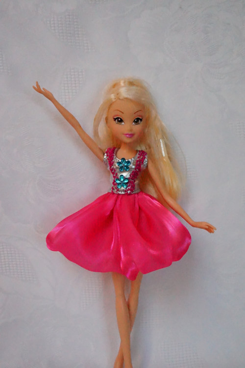 Šaty pro vílu Winx — foto 1