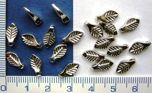Pokovený plast, lísteček, 10 mm, stříbrný, 10 ks