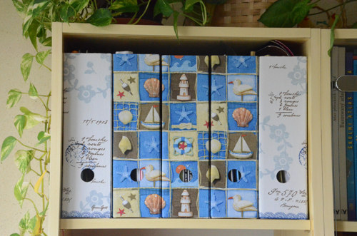 Kartonový šanon zdobený decoupage