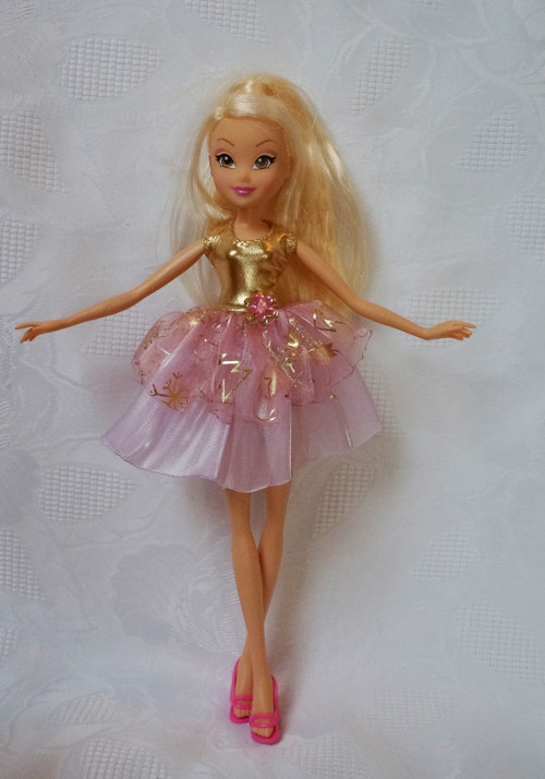Šaty pro vílu Winx — foto 1