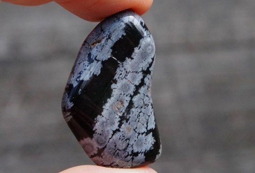 Obsidián sněžný B9410 — foto 1