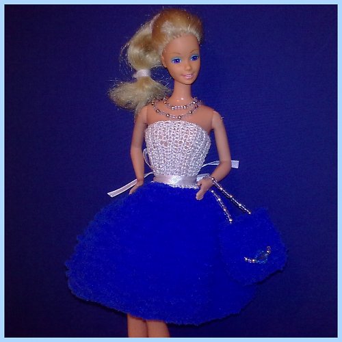Večírkové šaty pro Barbie — foto 1