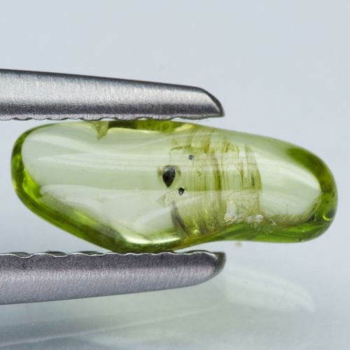 Olivín -- Pákistán !! -- 0,63ct — foto 1