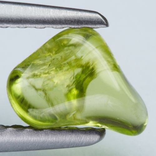 Olivín -- Pákistán !! -- 0,82ct