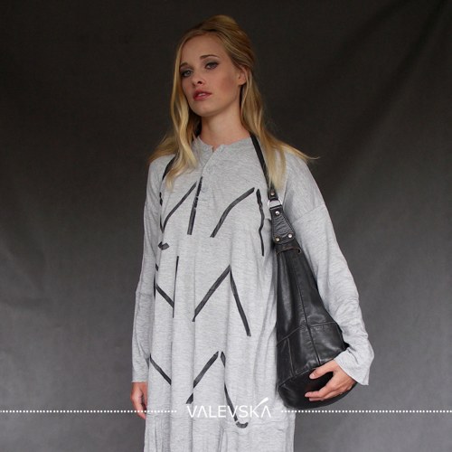 MAŇÁNA, oversize šaty, vel.40 — foto 1