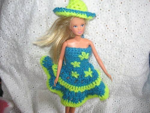 Šatičky na panenku Barbie Modrý sen — foto 1