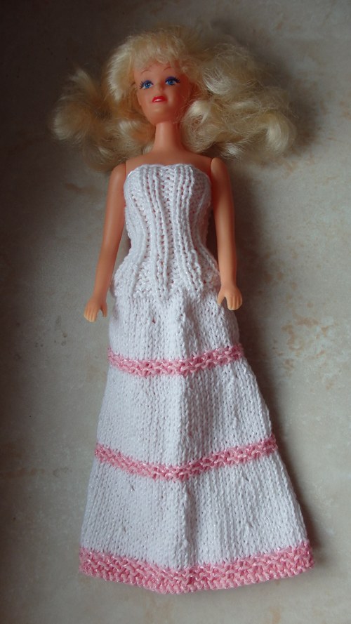 Barbie- bílé svatební — foto 1