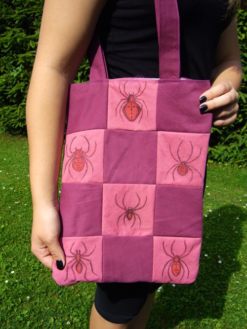 Pink Spider — foto 1