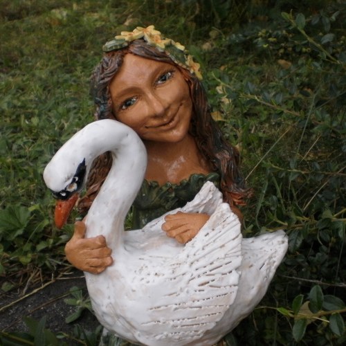Vodnice Diana,s labutí,37cm — foto 1