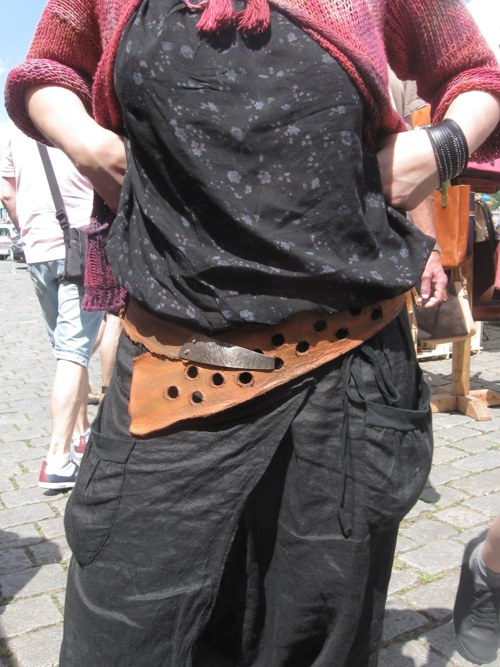 Těžce devastovaný opasek