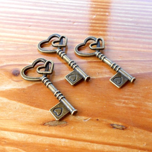 Klíč se Srdcem 43mm - 1ks - Bronzový