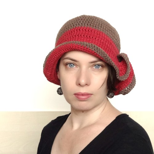 Madam Krajewska v midi - klobouk — foto 1