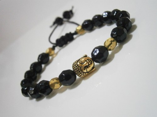 Elegantní náramek s buddhou (macramé) — foto 1