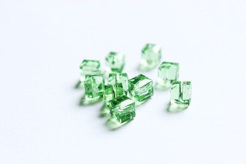 2ks - Skleněná broušená krychle - 6 mm — foto 1
