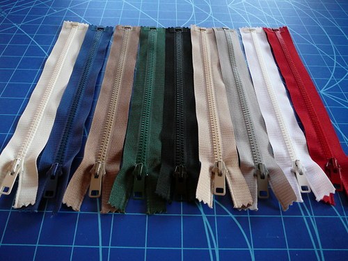 Zip, zdrhovadlo, plast, 25 cm