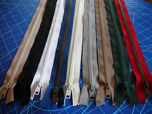 Zip, zdrhovadlo, plast, 40cm
