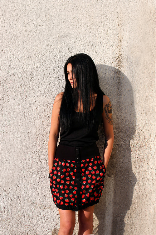 Sukně Erdbeeren — foto 1