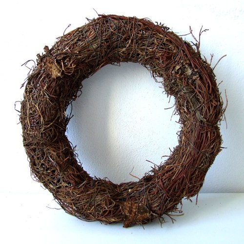 Věnec z hnědého proutí, 25 cm — foto 1