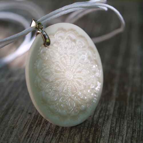 Náhrdelník - bílostříbrný orient — foto 1