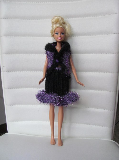 Fialový komplet pro Barbie — foto 1