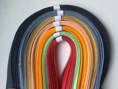 Barevné proužky na quilling 7mm
