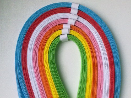 Barevné proužky na quilling 7mm