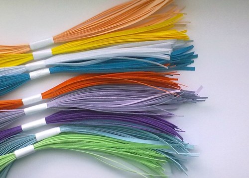 Barevné proužky na quilling 4 mm