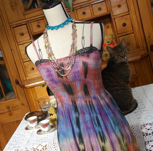 Batikované šaty v hippies stylu — foto 1