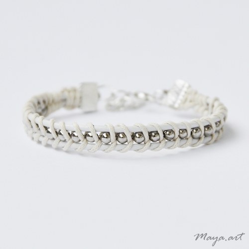 Bílý náramek WRAP BRACELET — foto 1