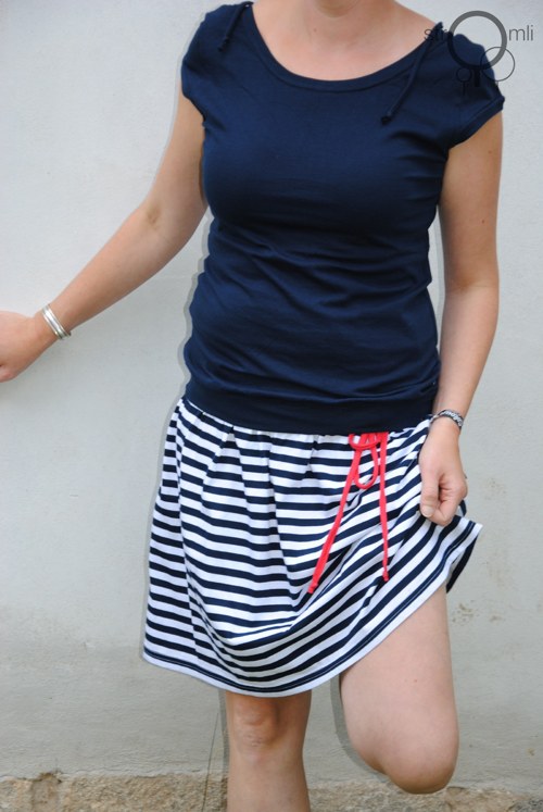 Námořnická sukénka, vel. M-L modrý pas — foto 1