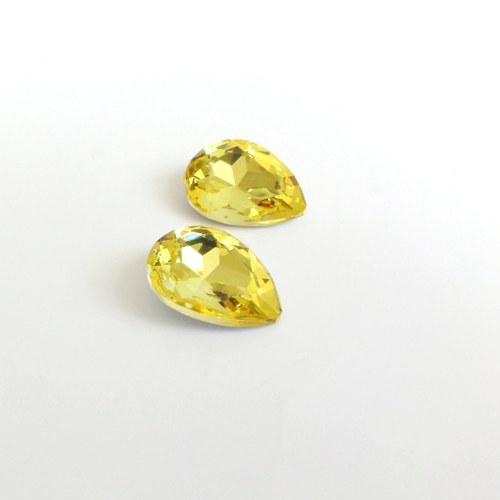 Skleněný kabošon slza 18x13 mm - žlutá