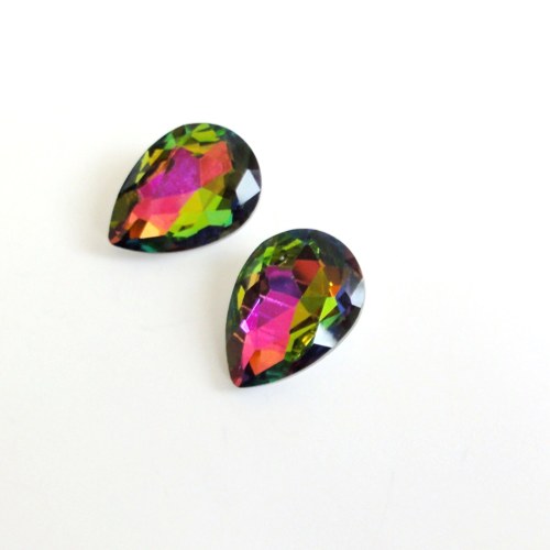 Skleněný kabošon slza 18x13 mm - duhová